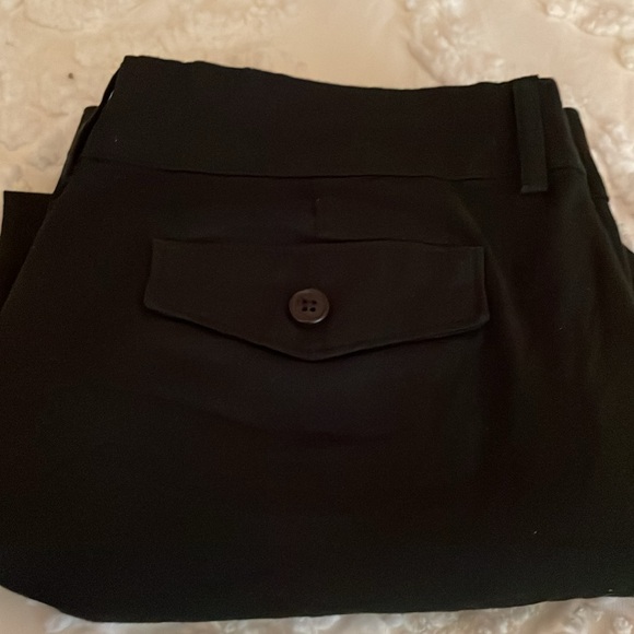 Lee black capris - Picture 7 of 7